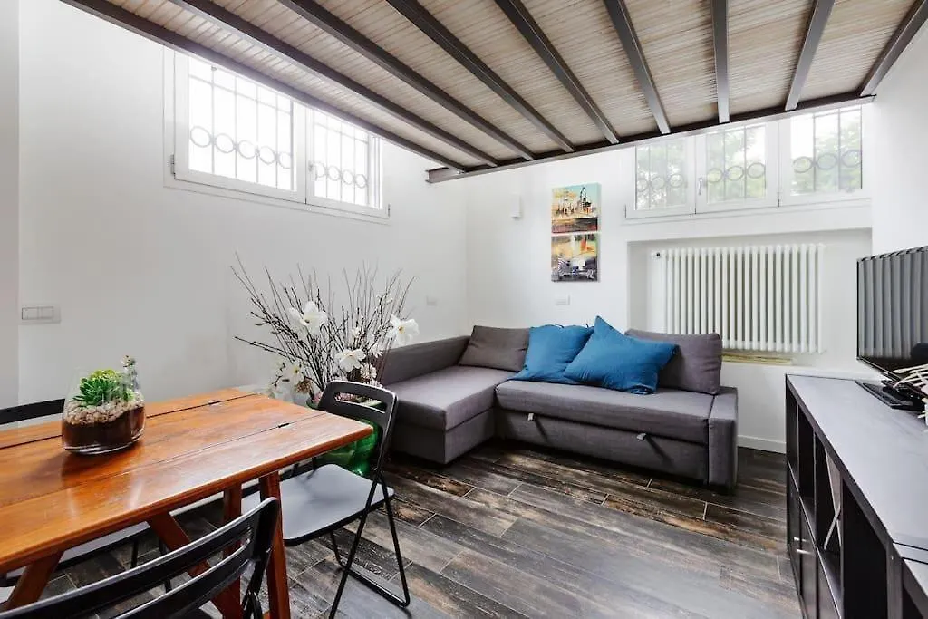 Navigli Luxury Loft - Apartment In Milano Milan