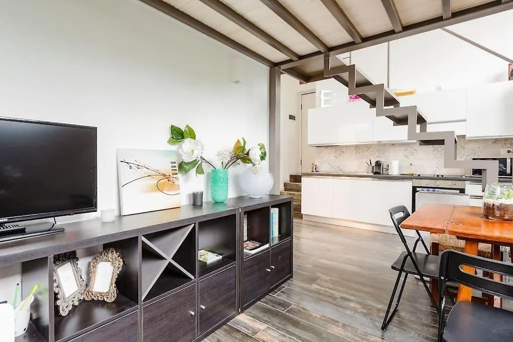 Navigli Luxury Loft - Apartment In Milano إيطاليا